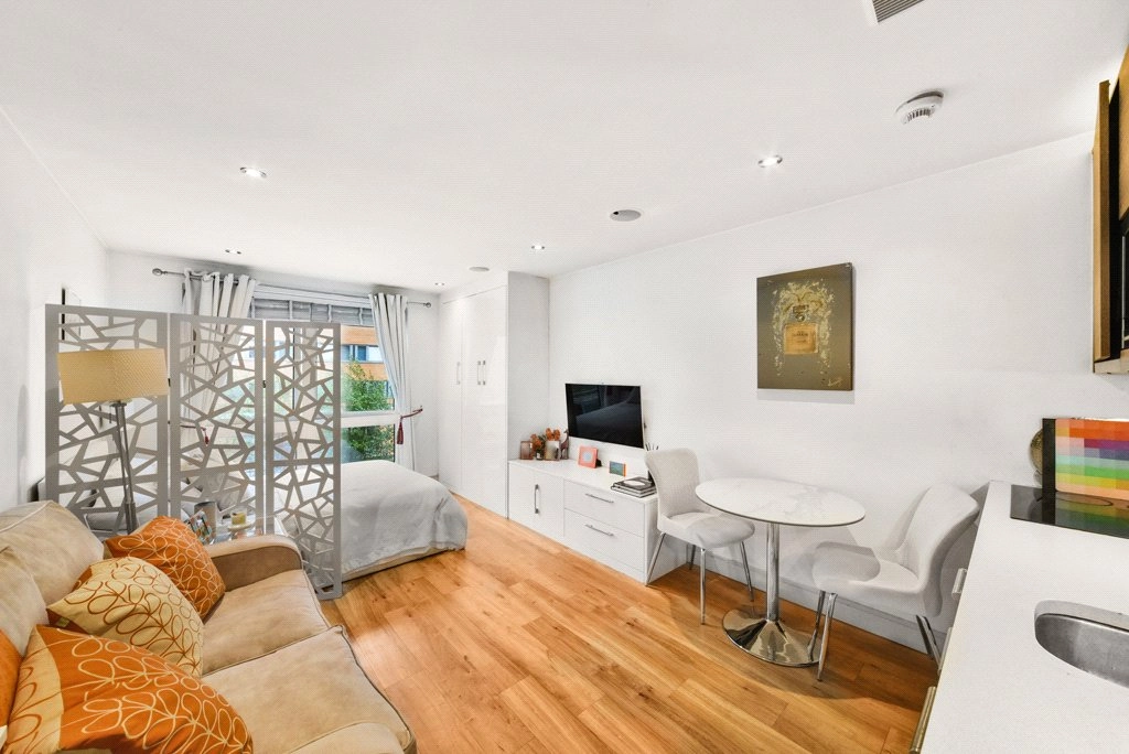Studio apartments/flats for sale in Park Street, Imperial Wharf - SW6 view 9