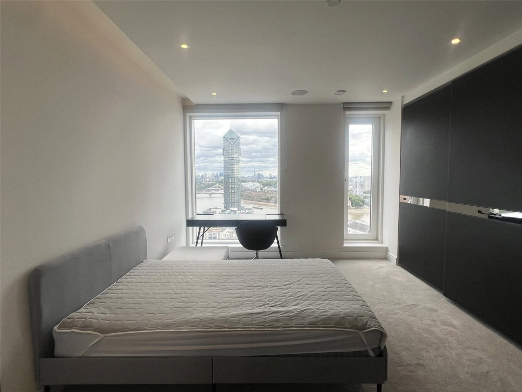 3 bedrooms apartments/flats for sale in Park Street, London - SW6 view 6