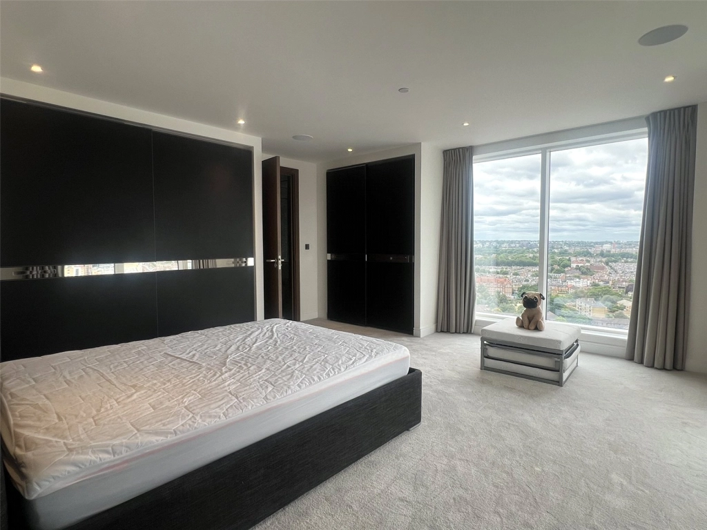 3 bedrooms apartments/flats for sale in Park Street, London - SW6 view 8