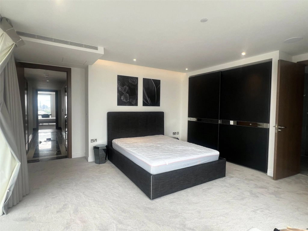 3 bedrooms apartments/flats for sale in Park Street, London - SW6 view 9