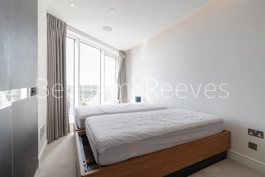3 bedrooms apartments/flats for sale in Park Street, London - SW6 view 8