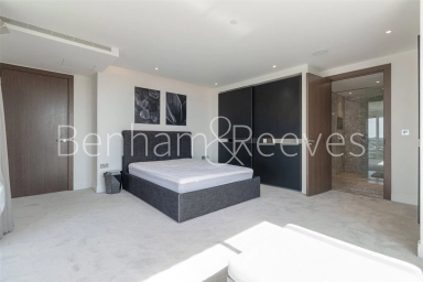 Park Street, London - SW6 view 3