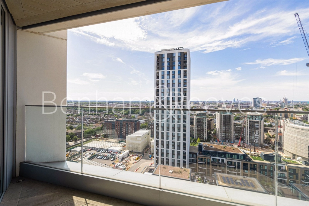 3 bedrooms apartments/flats for sale in Park Street, London - SW6 view 17
