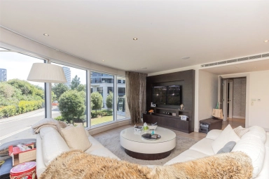 Townmead Road, London - SW6 view 4