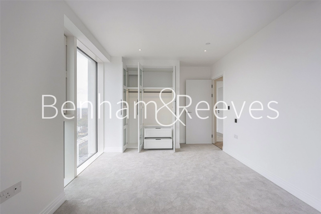 2 bedrooms apartments/flats for sale in Bridgewater Avenue, London - SW6 view 22