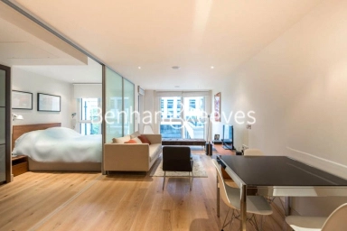 Townmead Road, London - SW6 view 2