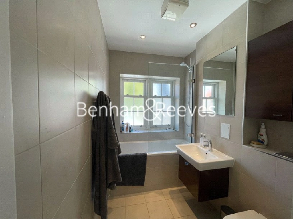 3 bedrooms apartments/flats for sale in Bagleys Lane, London - SW6 view 12