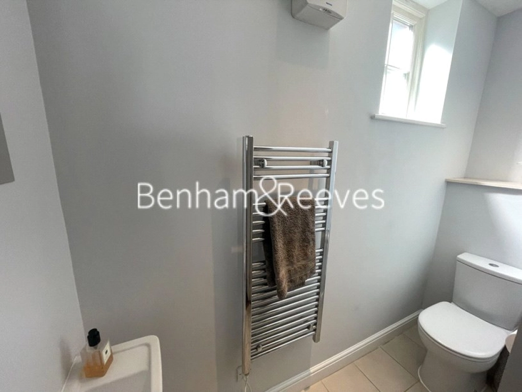 3 bedrooms apartments/flats for sale in Bagleys Lane, London - SW6 view 20