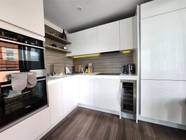 Buckhold Road, London - SW18 view 4