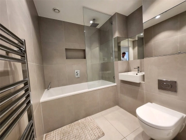 Buckhold Road, London - SW18 view 3