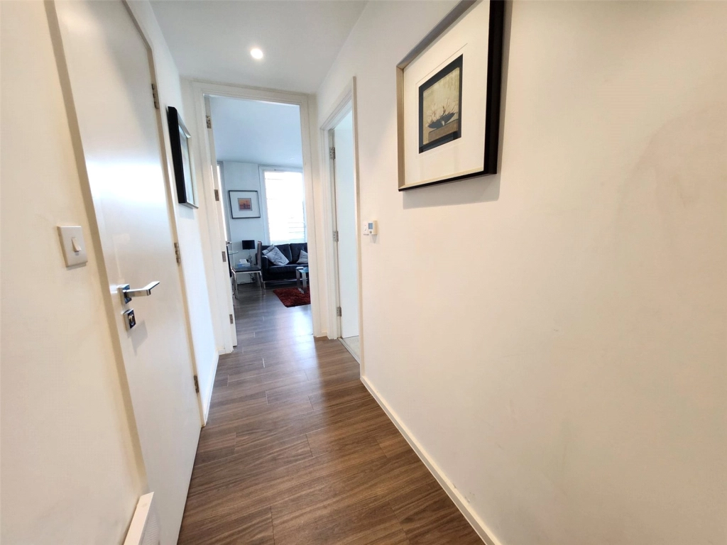 2 bedrooms apartments/flats for sale in Buckhold Road, London - SW18 view 10