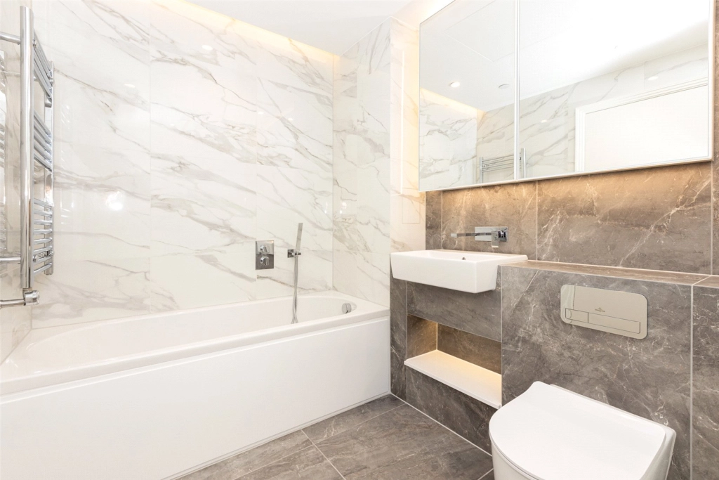 2 bedrooms apartments/flats for sale in William Morris Way, London - SW6 view 6