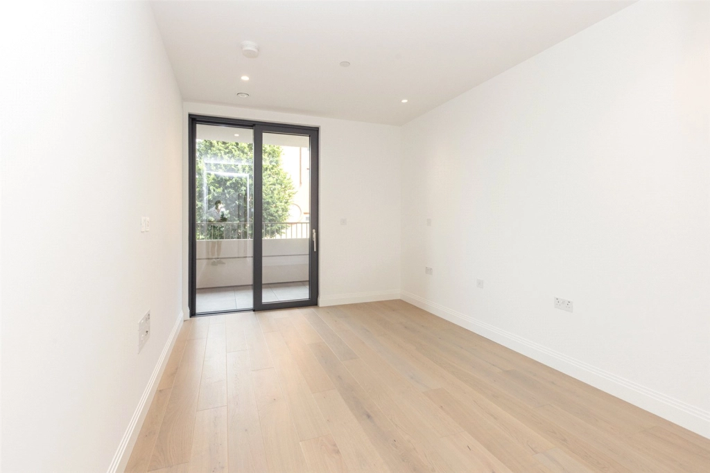 2 bedrooms apartments/flats for sale in William Morris Way, London - SW6 view 9