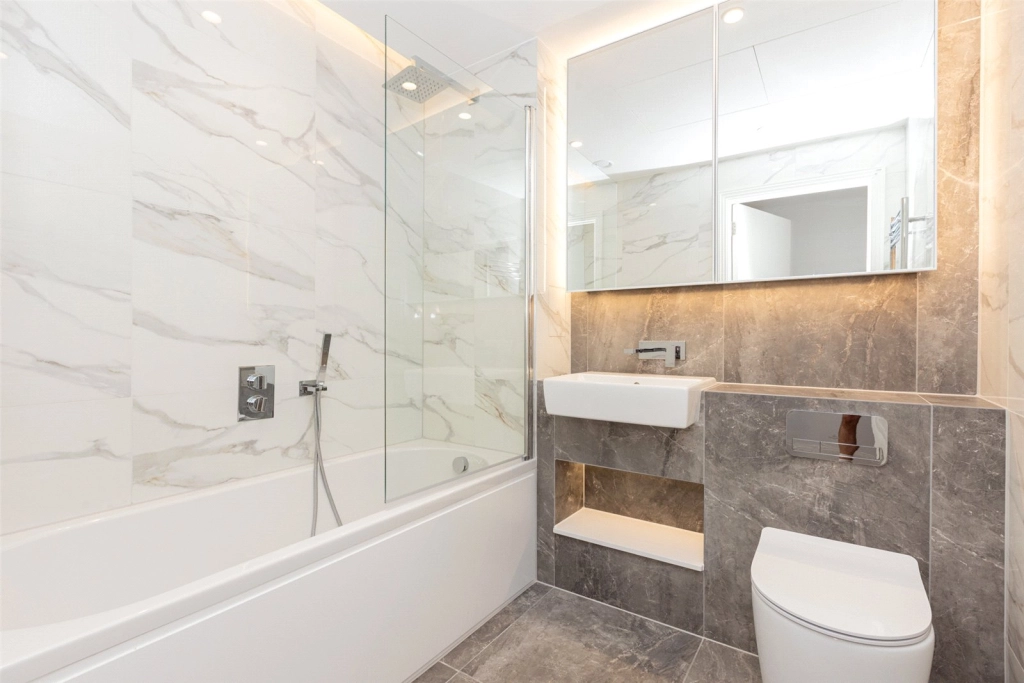 2 bedrooms apartments/flats for sale in William Morris Way, London - SW6 view 15