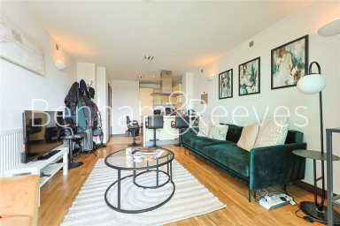 Bridges Court Road, London - SW11 view 3