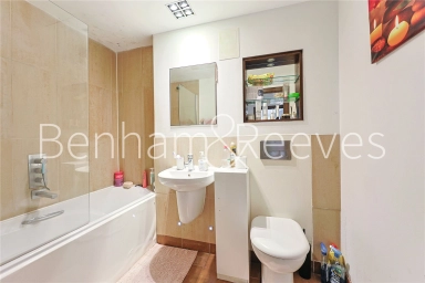 Bridges Court Road, London - SW11 view 11