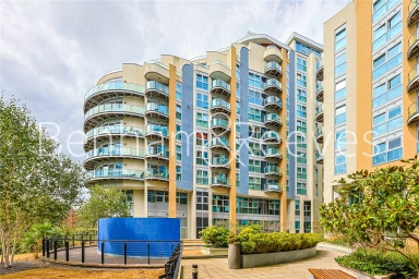 Bridges Court Road, London - SW11 view 12