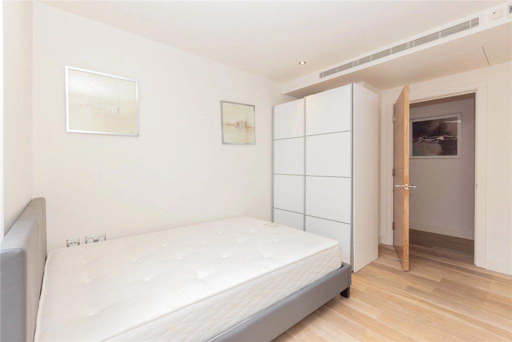 2 bedrooms apartments/flats for sale in Lensbury Avenue, London - SW6 view 15