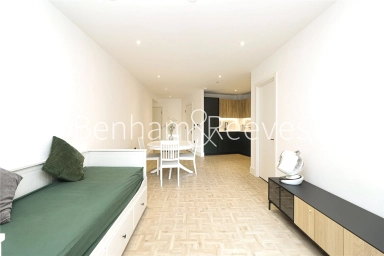 One Clapham, 2 Monarch Square - SW11 view 1