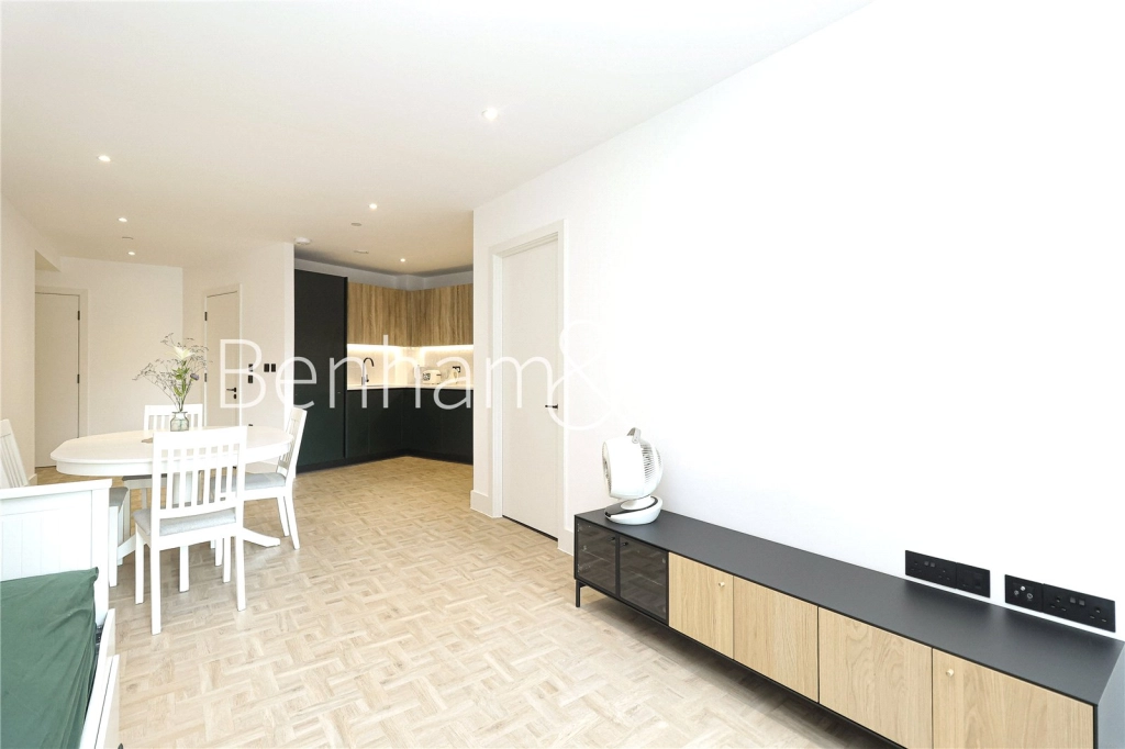 1 bedroom apartments/flats for sale in One Clapham, 2 Monarch Square - SW11 view 2