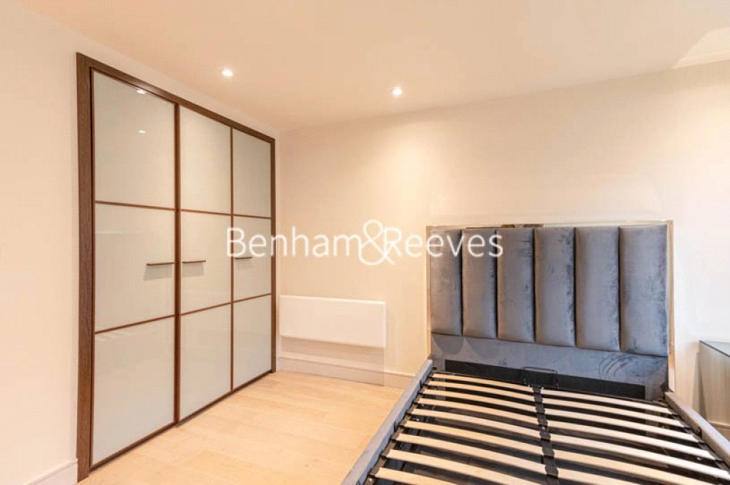 1 bedroom apartments/flats for sale in Park Street, London - SW6 view 3