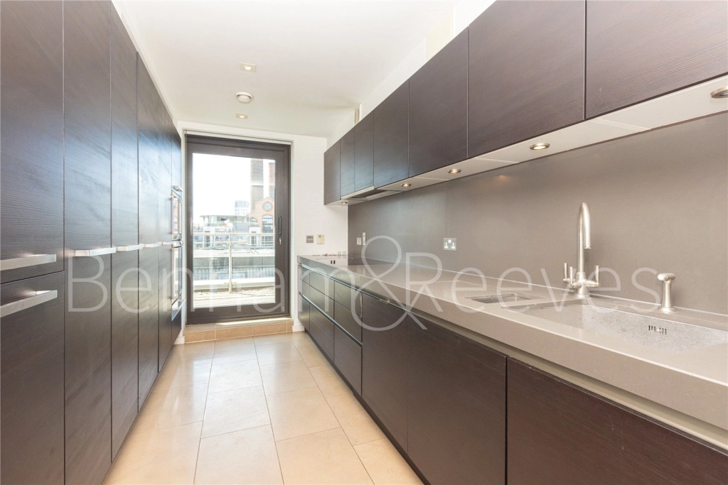2 bedrooms apartments/flats for sale in Lots Road, London - SW10 view 16