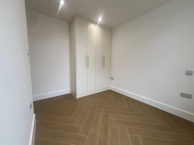 Durnsford Road, London - SW19 view 7