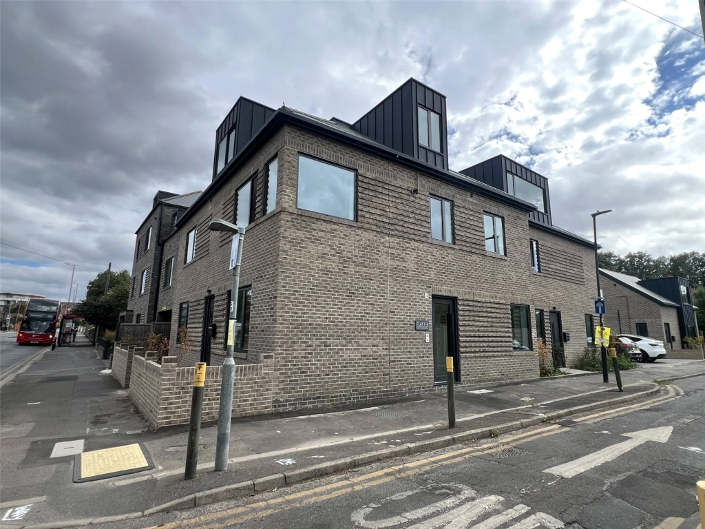 2 bedrooms apartments/flats for sale in Durnsford Road, London - SW19 view 11