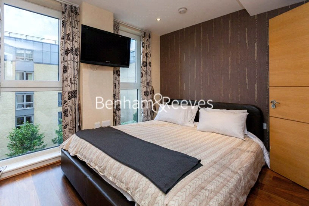 2 bedrooms apartments/flats for sale in Lensbury Avenue, London - SW6 view 3