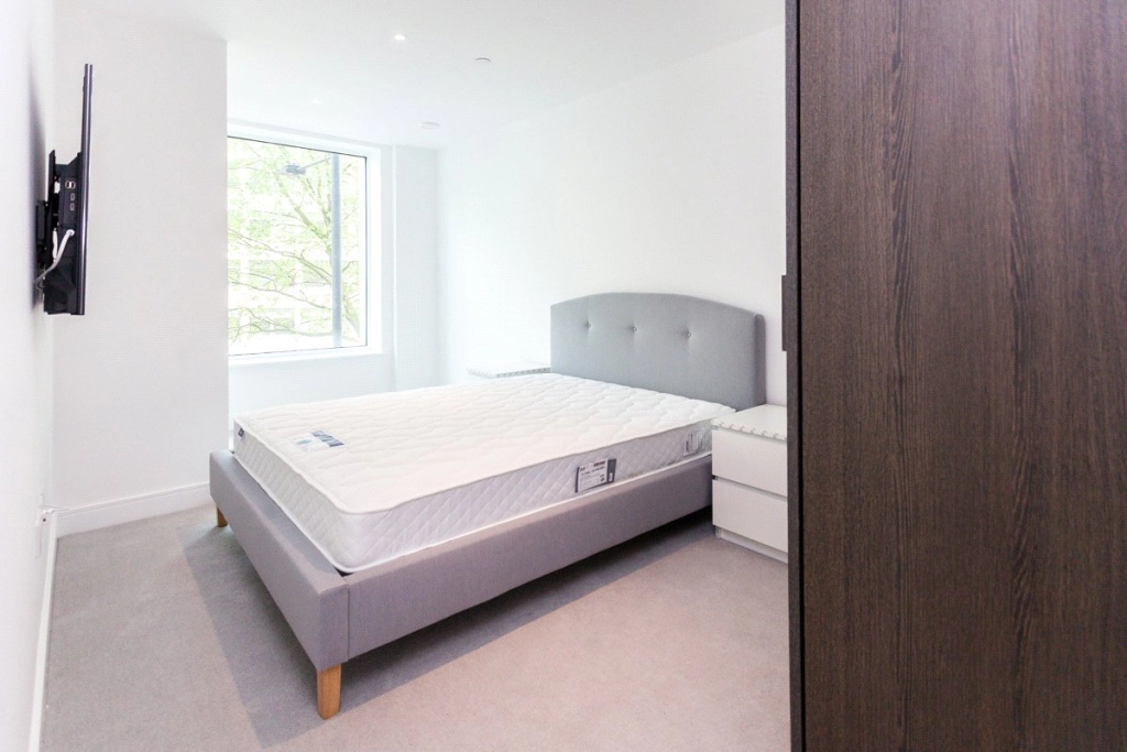2 bedrooms apartments/flats for sale in Beadon Road, Hammersmith - W6 view 4