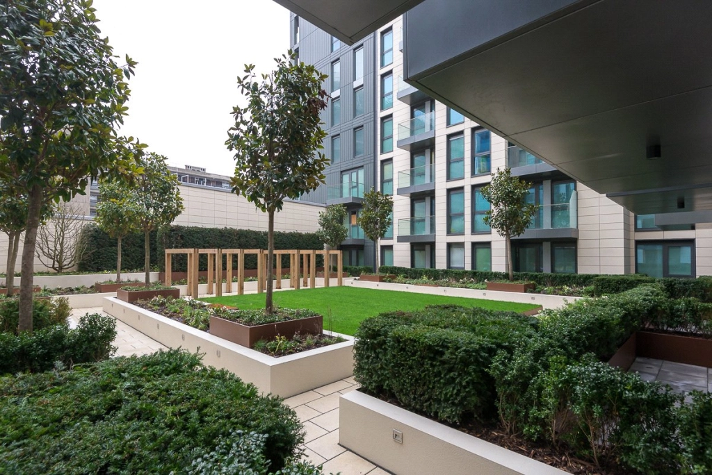 2 bedrooms apartments/flats for sale in Beadon Road, Hammersmith - W6 view 7
