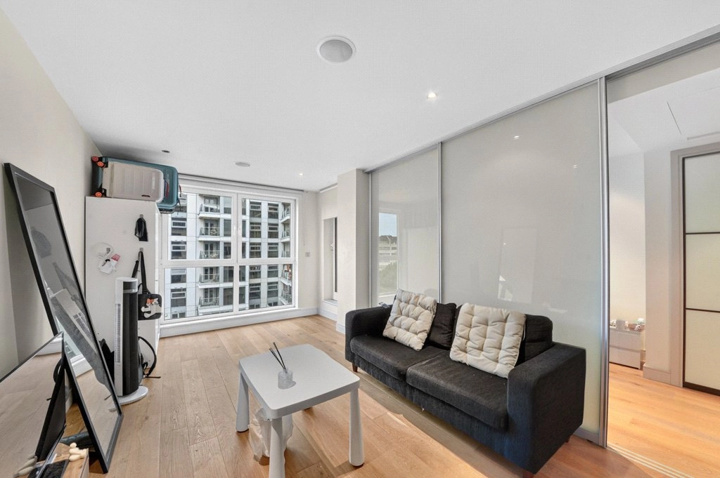 1 bedroom apartments/flats for sale in Townmead Road, Fulham - SW6 view 10