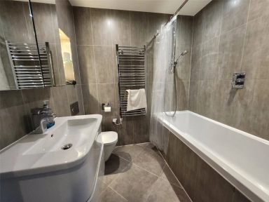 Holman Road, London - SW11 view 4