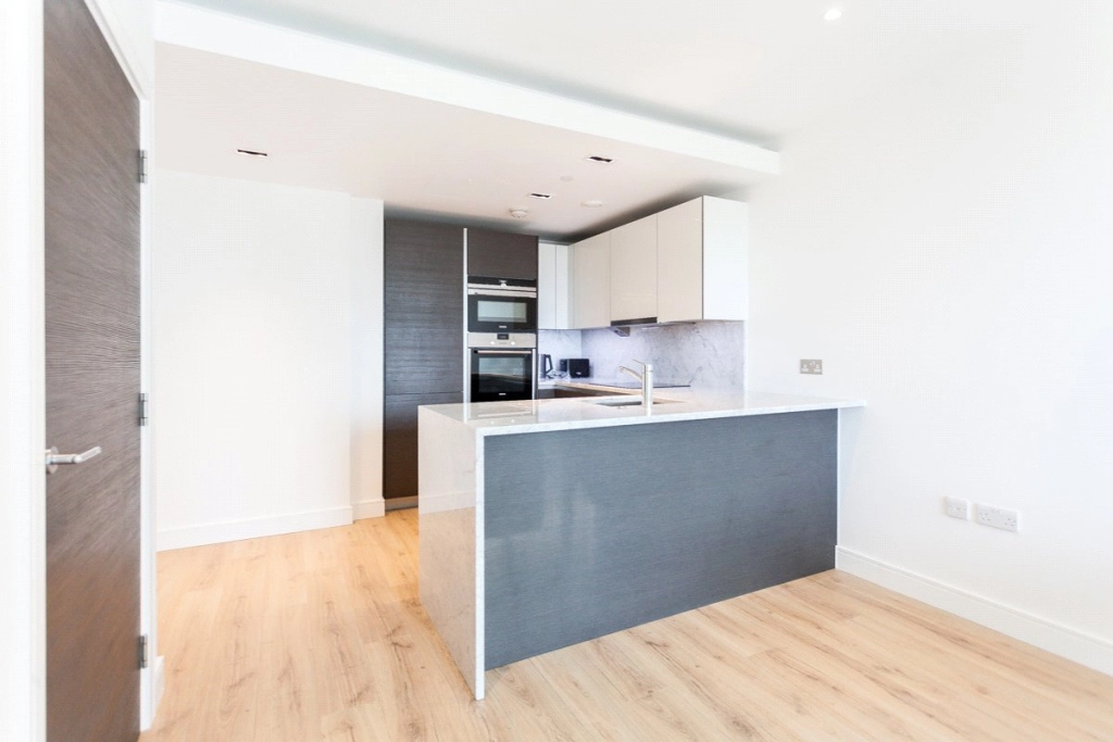 2 bedrooms apartments/flats for sale in Beadon Road, London - W6 view 3