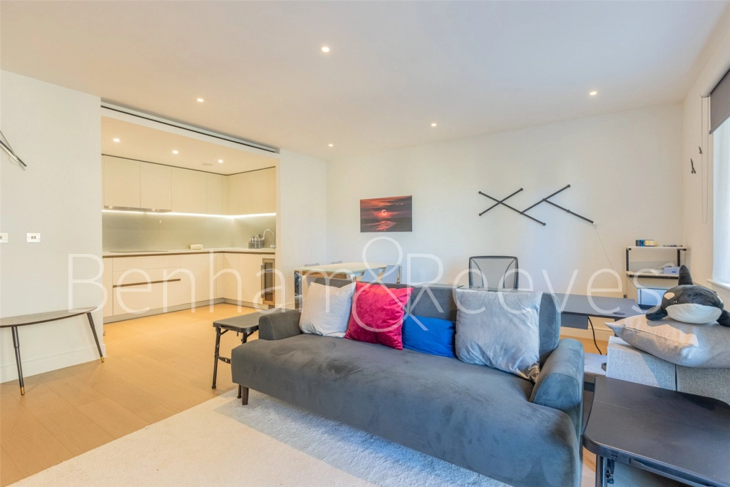 2 bedrooms apartments/flats for sale in Tierney Lane, London - W6 view 5