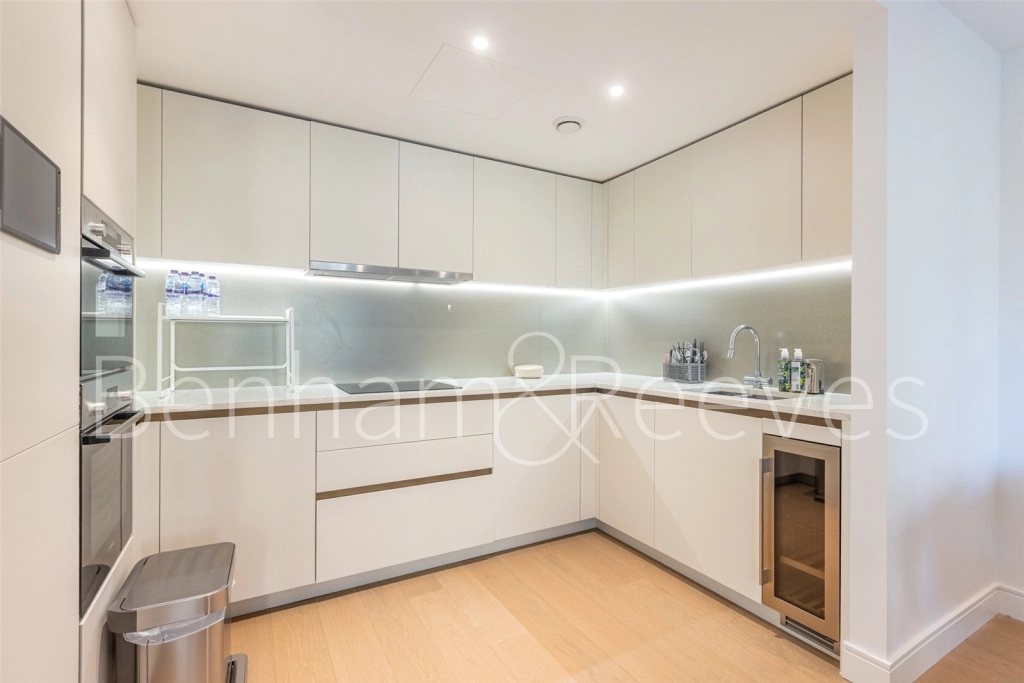 2 bedrooms apartments/flats for sale in Tierney Lane, London - W6 view 7