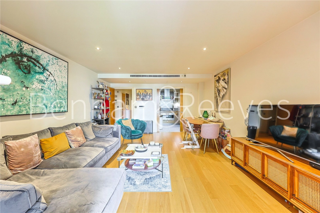 2 bedrooms apartments/flats for sale in Lensbury Avenue, London - SW6 view 2