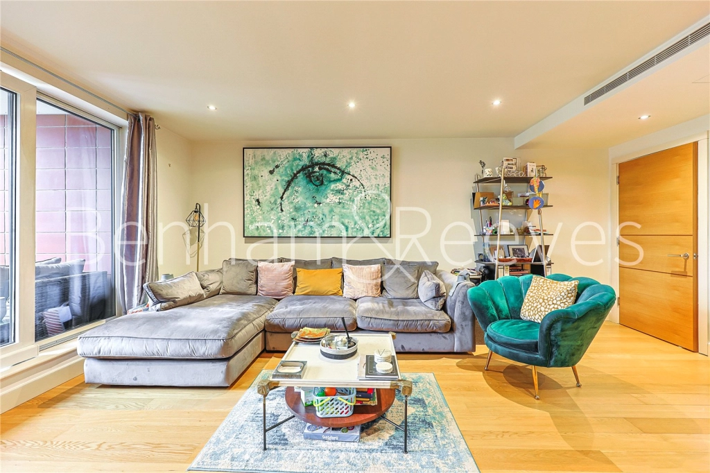 2 bedrooms apartments/flats for sale in Lensbury Avenue, London - SW6 view 4