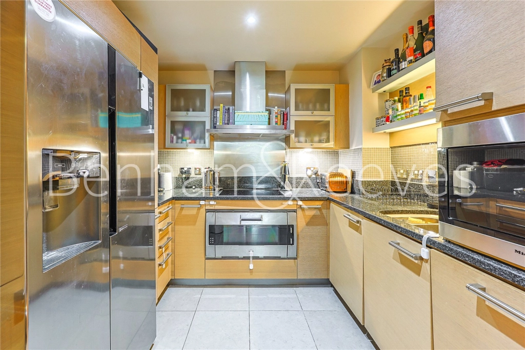 2 bedrooms apartments/flats for sale in Lensbury Avenue, London - SW6 view 7