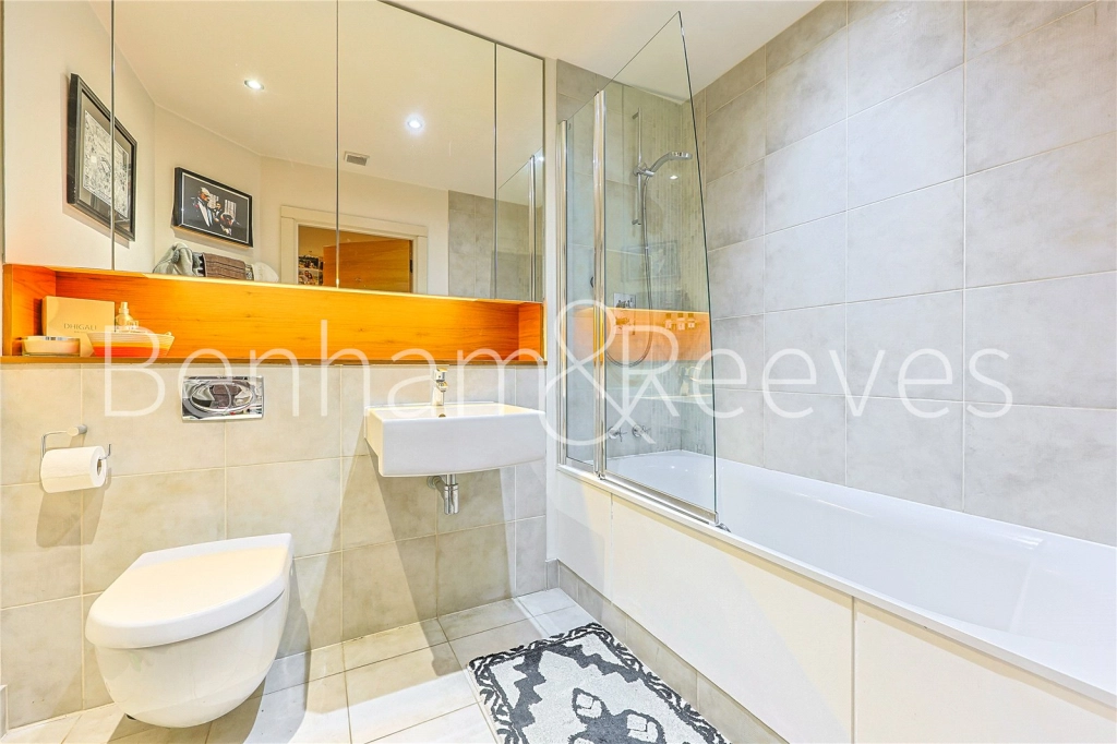 2 bedrooms apartments/flats for sale in Lensbury Avenue, London - SW6 view 16