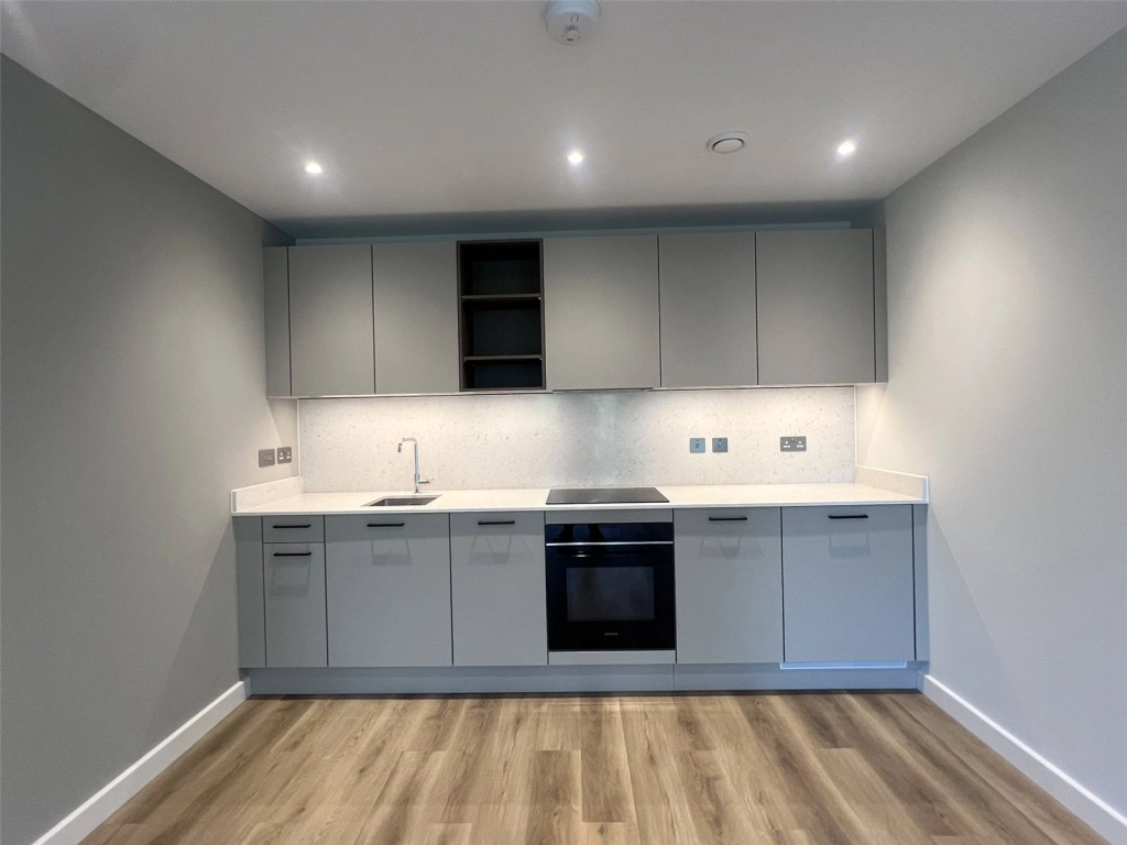 1 bedroom apartments/flats for sale in Winslow Road, London - W6 view 2