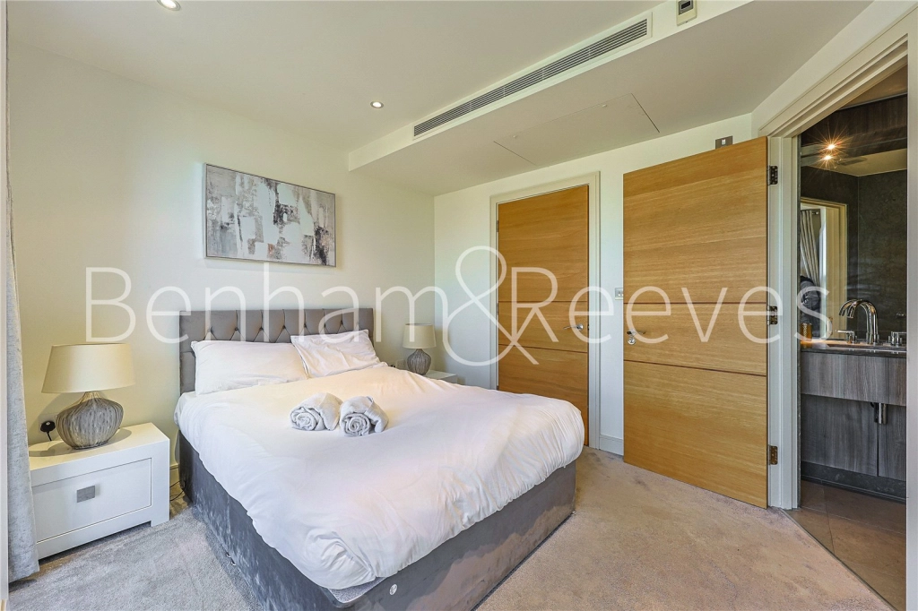 Studio apartments/flats for sale in Lensbury Avenue, London - SW6 view 4