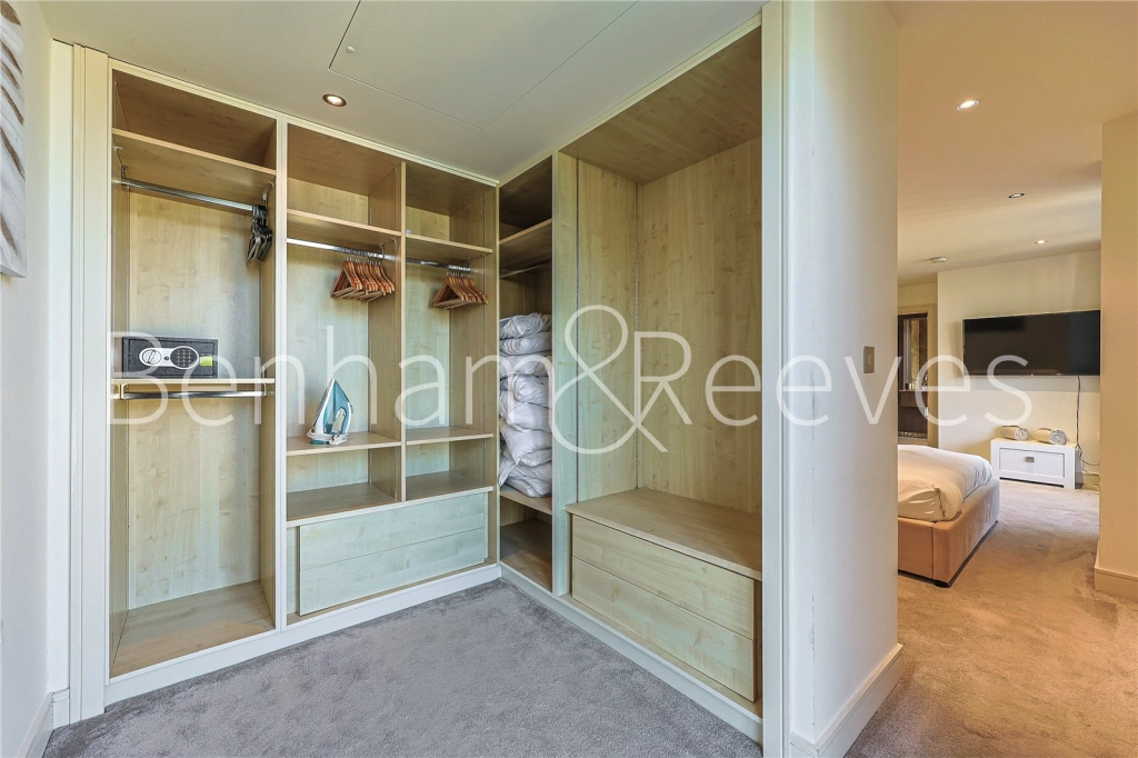 Studio apartments/flats for sale in Lensbury Avenue, London - SW6 view 9