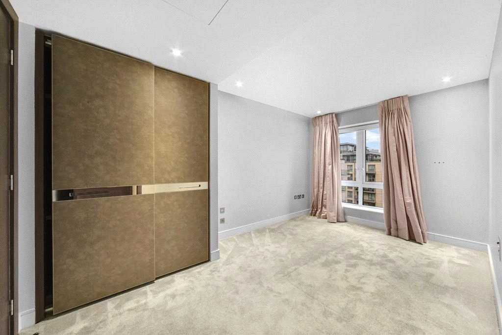2 bedrooms apartments/flats for sale in Parr's Way, Hammersmith - W6 view 13