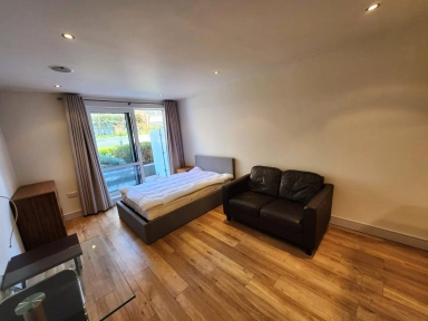 Park Street, London - SW6 view 5