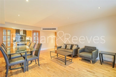 The Boulevard, Imperial Wharf, London - SW6 view 1