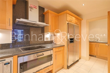 The Boulevard, Imperial Wharf, London - SW6 view 17