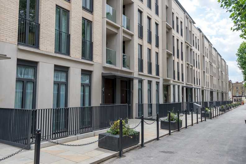 1 bedroom apartments/flats to sale in Bonchurch Road, North Kensington-image 1
