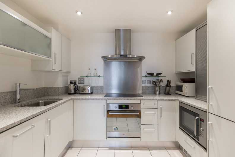 2 bedrooms apartments/flats to sale in Sheldon Square, Paddington-image 3