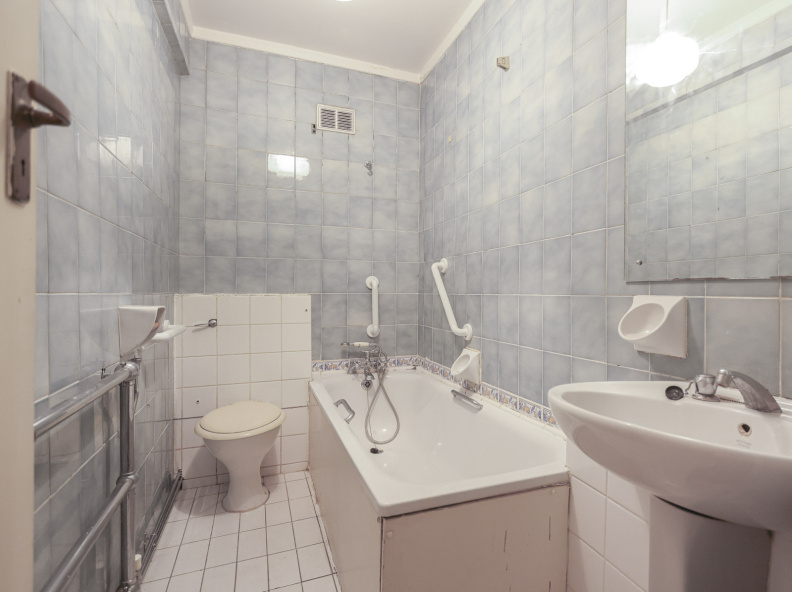 Studio apartments/flats to sale in Edgware Road, Paddington-image 6